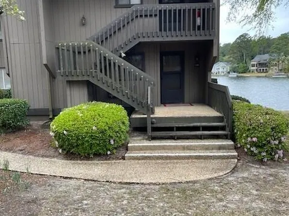 250 Sugar Gum Lane # 110, Pinehurst, NC 28374