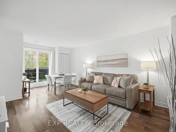 2001 Bonnymede Dr Unit 48, Mississauga, ON L5J 4H8