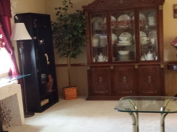 2nd image of 354 Sunset Dr