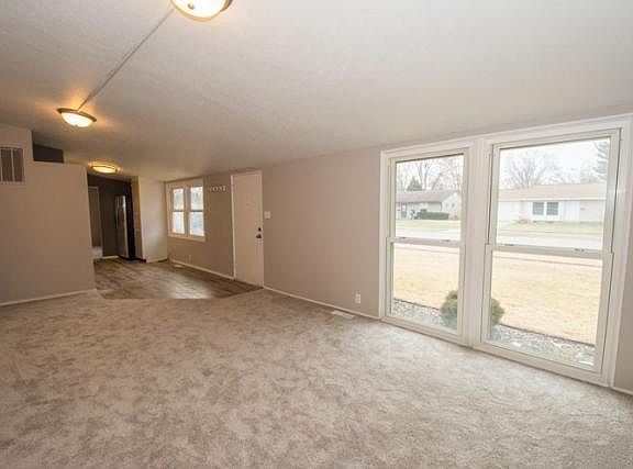 4th image of 3203 Rexford Dr