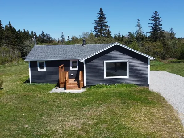 22 Hardwood Hills Rd, Yarmouth, NS B0W 1B0