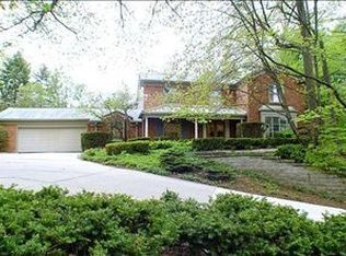 1349 Juniper Ln, Bloomfield Hills, MI 48302