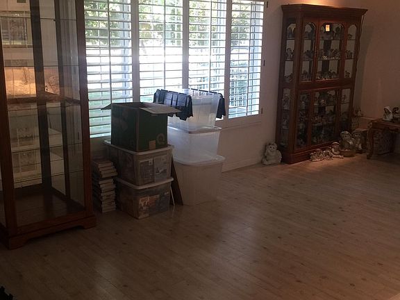 5th image of 3916 Crescent Dr