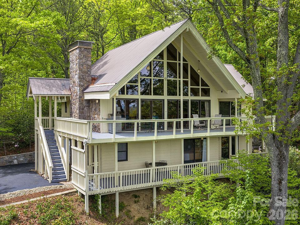1st image of 744 Laurel Ridge Rd