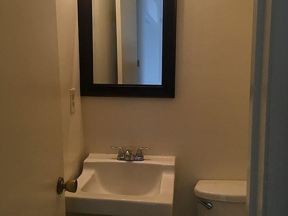 2nd image of 510 League Ave APT 8