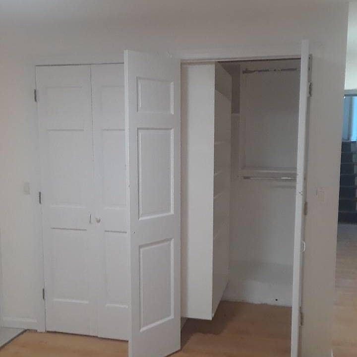 2nd image of 2823 Zulette Ave