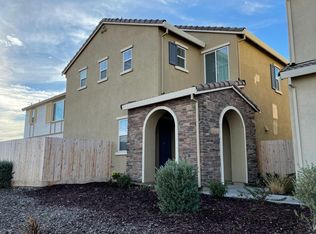 1820 S Breezy Meadow Dr, Sacramento, CA 95834