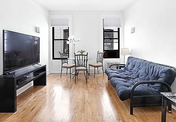 3rd image of 408 8th Ave APT 4D