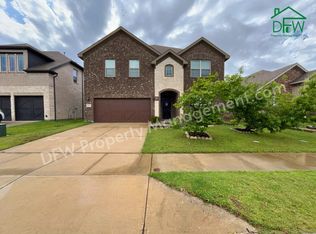 8217 Spruce Meadows Dr, Fort Worth, TX 76244