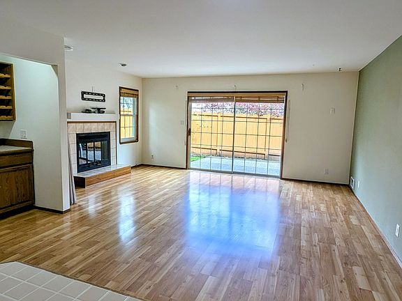3rd image of 21306 48th Ave W APT C1