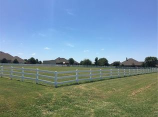 14224 Meadow Grove Dr, Haslet, TX 76052