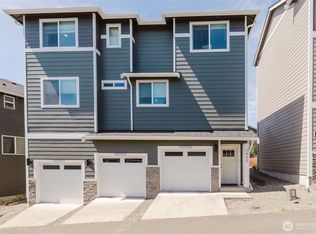 2450 Zeeden Way, Bremerton, WA 98310