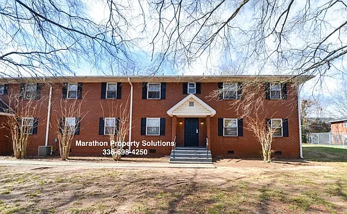 1225 New Hope Ln Photo 1