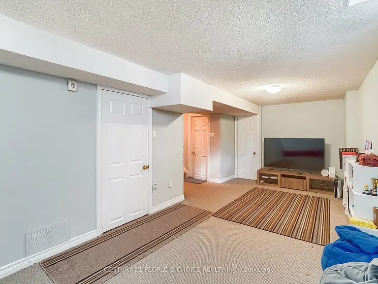 5658 Glen Erin Dr #7 — Photo 33