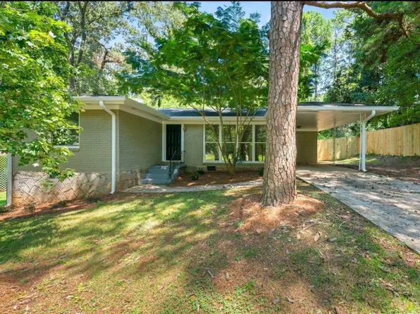 1368 Margarette Dr, Decatur, GA 30035