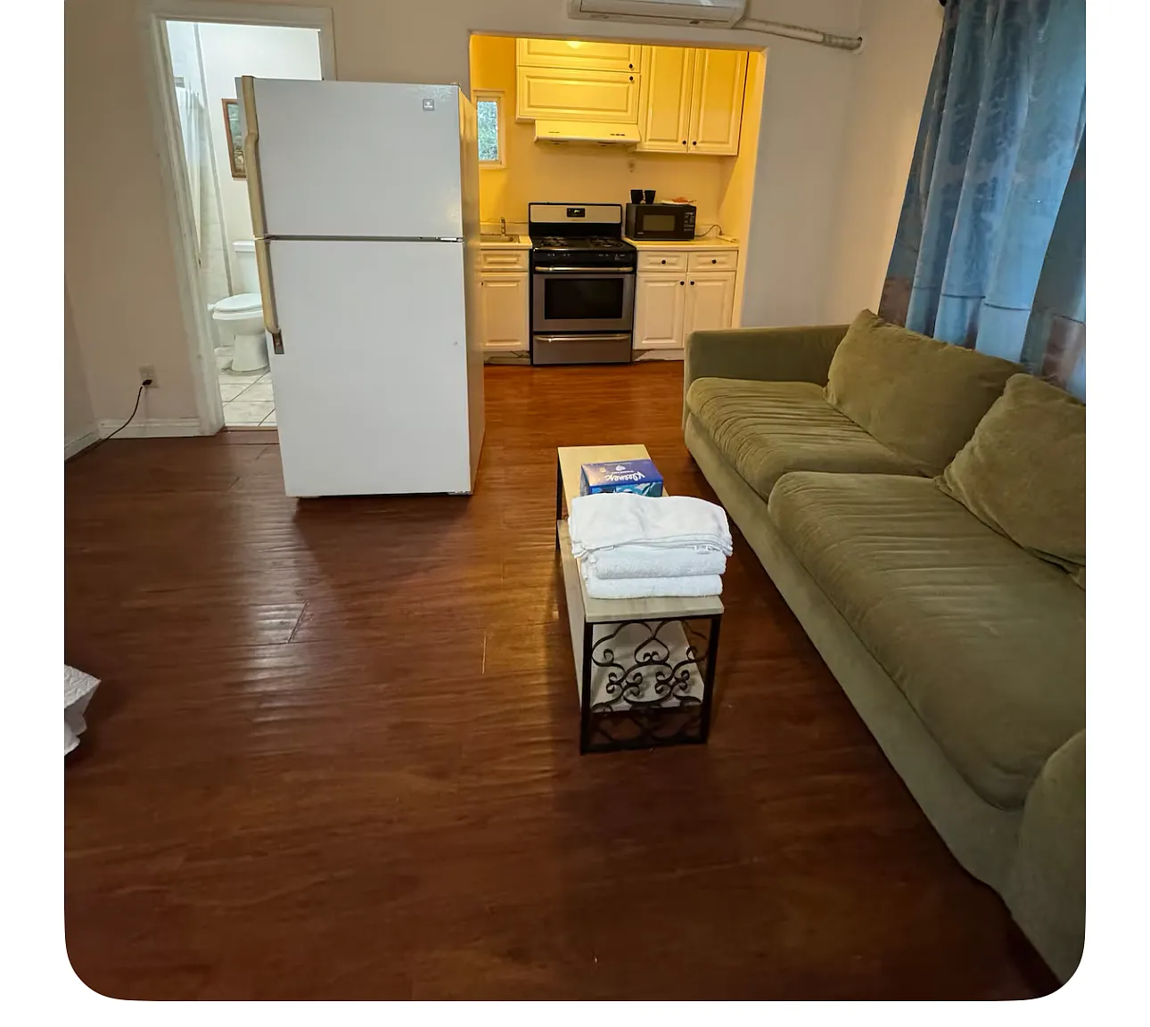 N Eileen Ave, West Covina — Photo 1