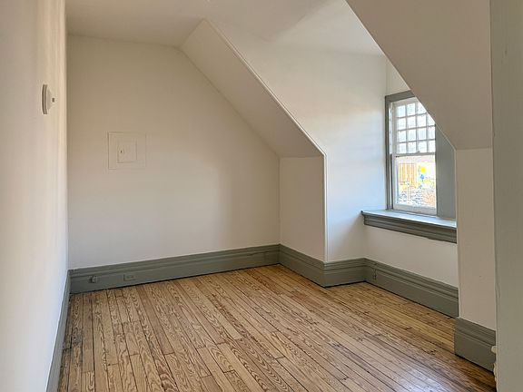 3rd image of 281 S Franklin St APT 9