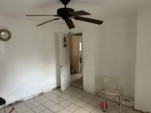 3rd image of 14035 NW 6th Avenue