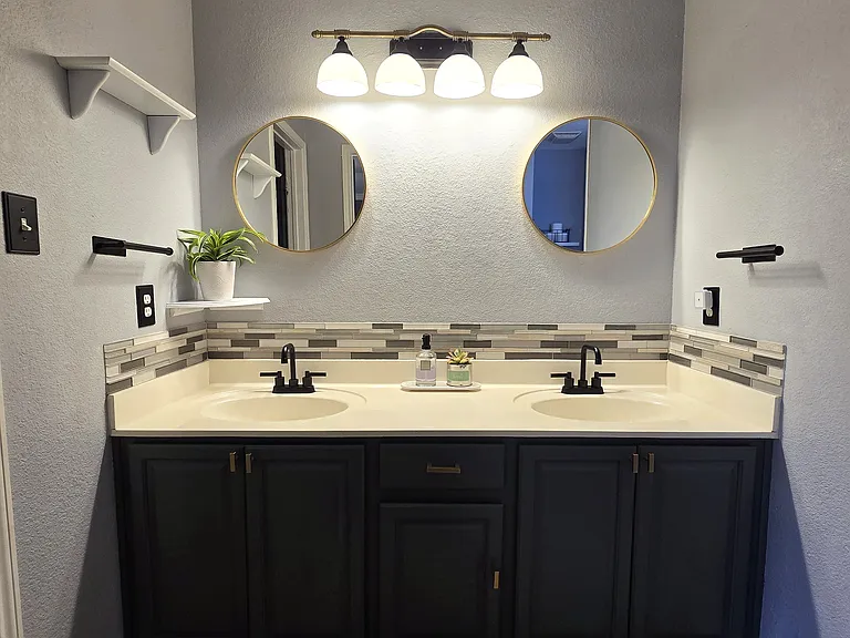 3713 Periwinkle Dr — Photo 10