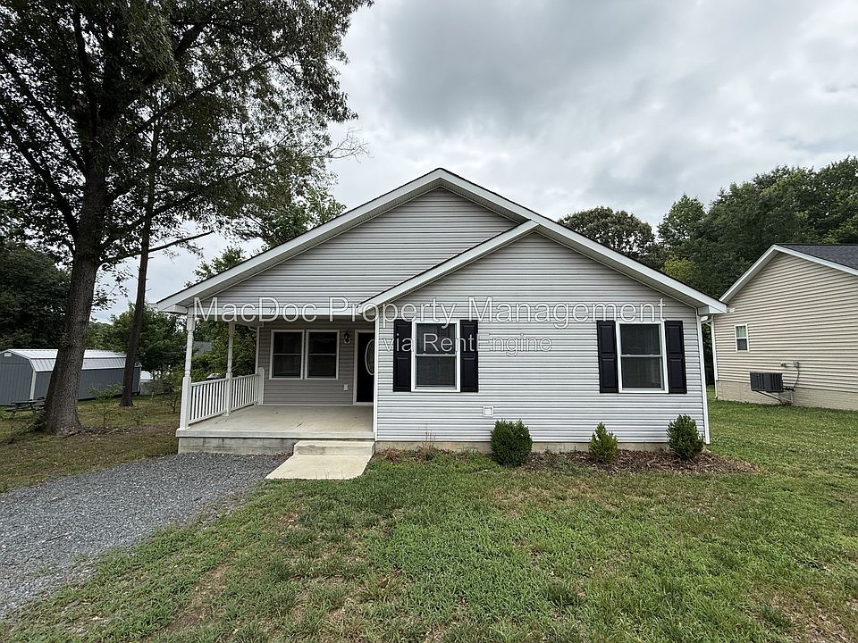 1st image of 77 Lakeview Dr