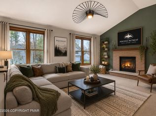 2114 Freedom Way, Pocono Summit, PA 18346