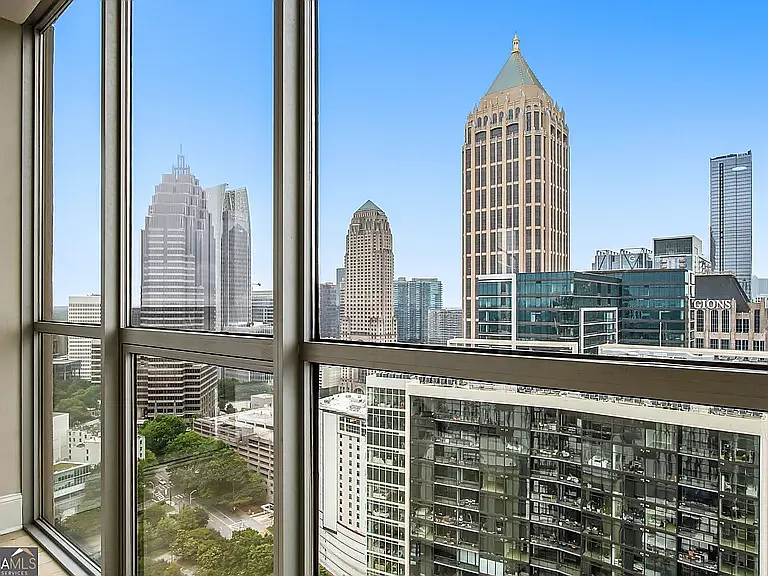 1280 W Peachtree St NW — Photo 16