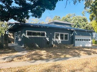 329 Elm St, Marion, KS 66861