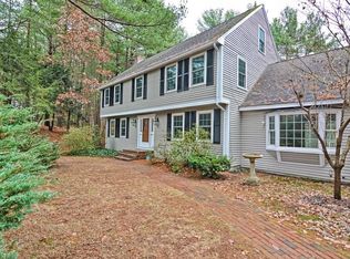 42 Robin Rd, Norfolk, MA 02056