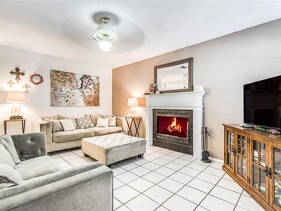 2nd image of 3269 Catherine Ann Dr