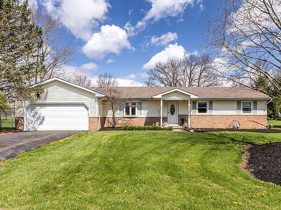 2nd image of 12879 Fox Run Ct N
