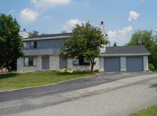 2149 Woodleaf St, Okemos, MI 48864