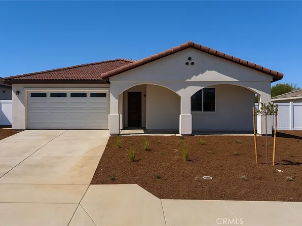 24327 Dunlavy Ct, Moreno Valley, CA 92557