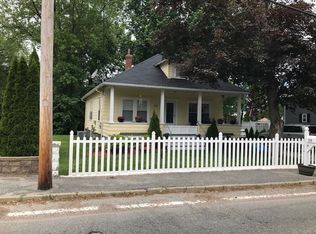 229 School St, Lincoln, RI 02865