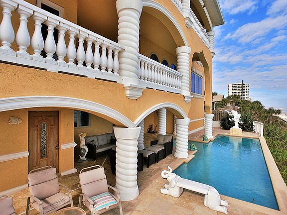 THE VIRTUAL TOUR