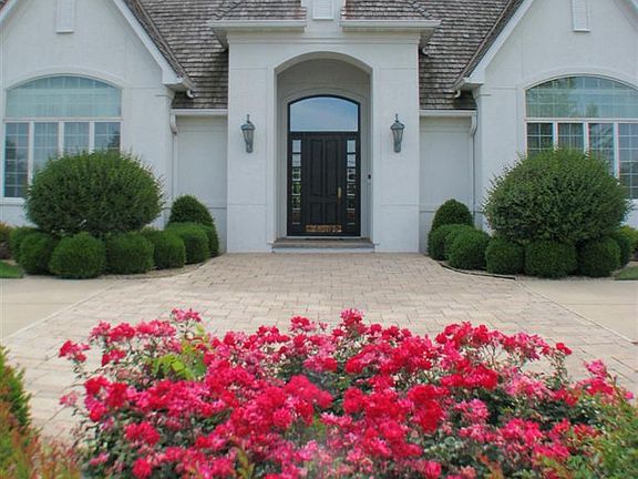 3rd image of 4048 E Glen Abbey Dr