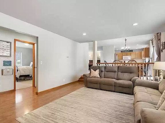 4th image of 4734 E Weatherby Ave