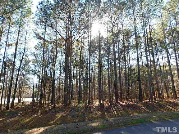 5th image of 30 Whitney Dr