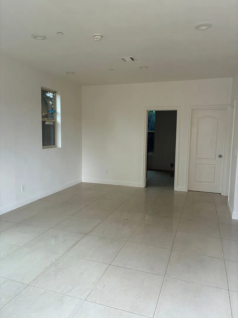 9619Long — Photo 3