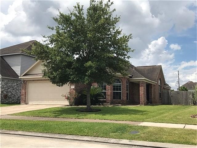 1st image of 18415 Fir Hollow Cir