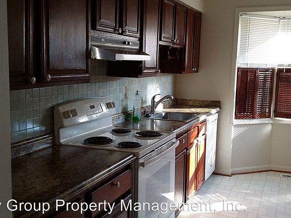 2nd image of 806 Flagler Dr