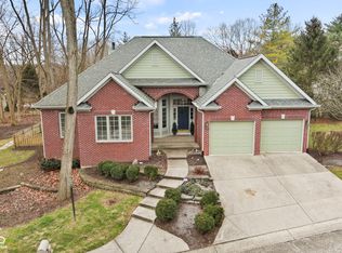 8107 Woodcreek Dr, Indianapolis, IN