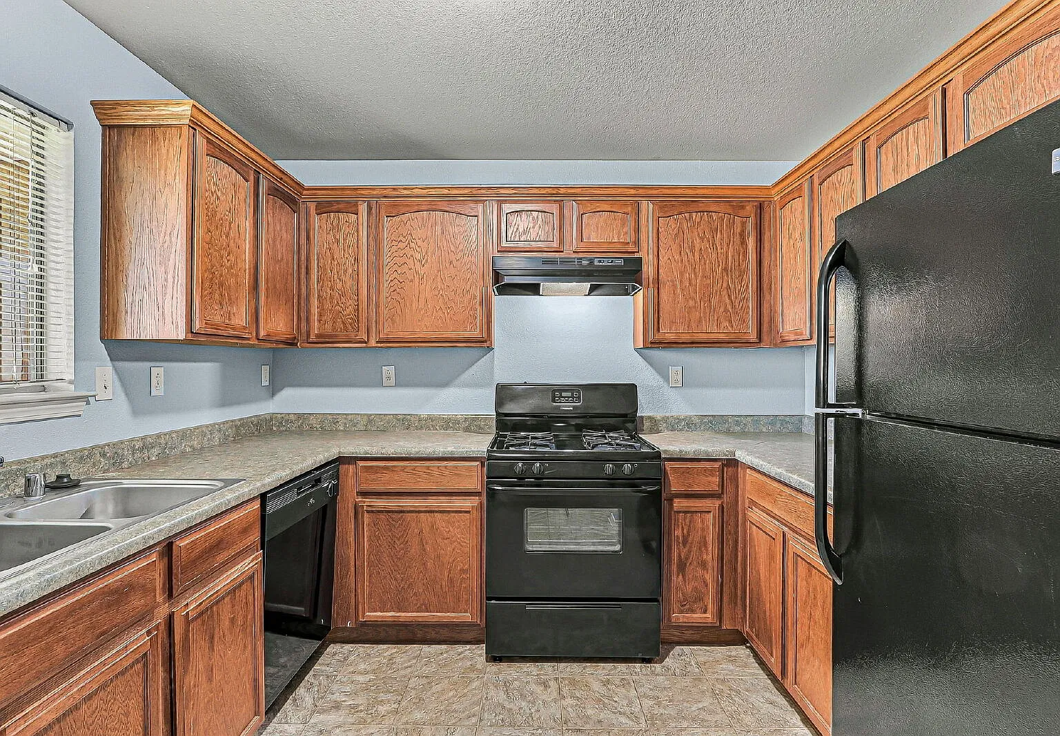 2 bed, 2.0 bath, 1060 sqft, $1,250 — Photo 4