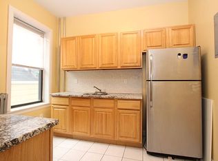 3630 31st St APT 3F, Astoria, NY 11106