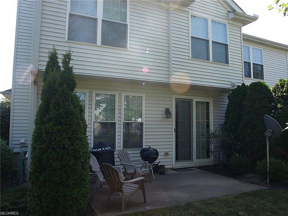 5th image of 33135 Fairport Dr
