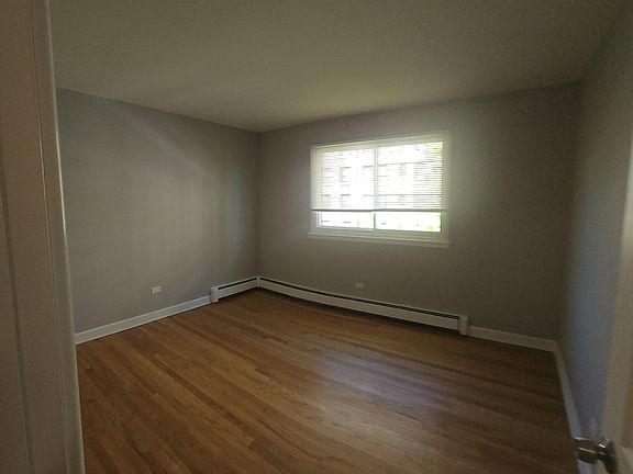 5th image of 6211 N Kenmore Ave APT 501