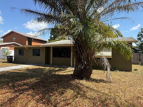 2nd image of 412 S Chillingworth Drive