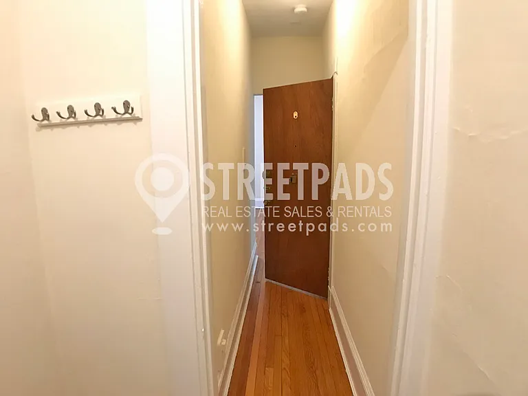 504 Beacon St #44 — Photo 11