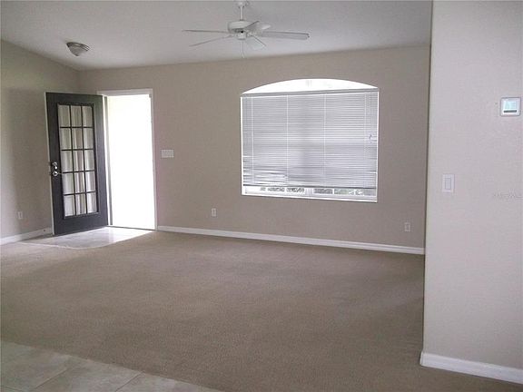 3rd image of 3344 Senlac Ln