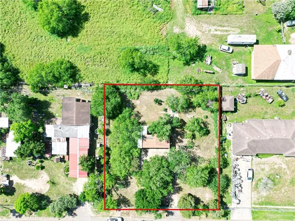 1604 Corales St, Mission, TX 78573