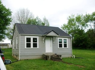 114 Davis St, Campbellsville, KY 42718
